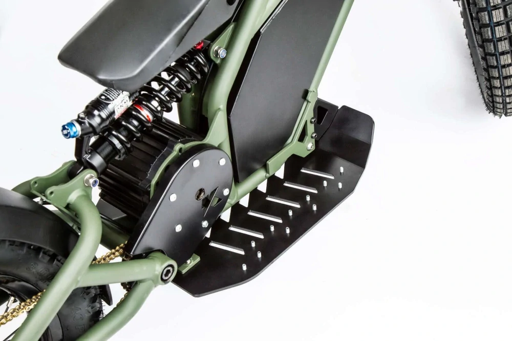 Ranger 8kW, 19"/14" Moto ráfiky, 24Ah, Black, ver. b