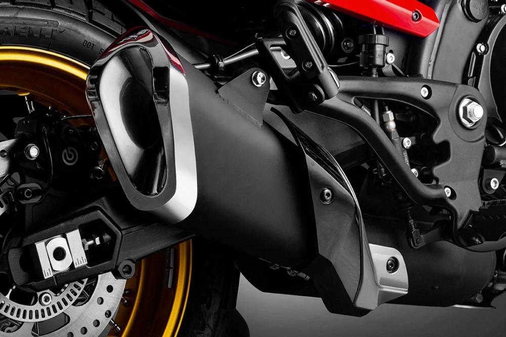 Moto Morini X-Cape (zlaté ráfky)